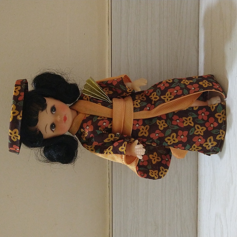 Vintage Uneeda Doll Friends from Foreign Lands Miss Orient 8" Kmart Exclusive